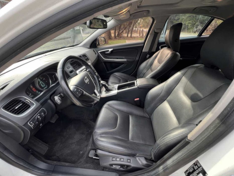 Volvo S60 T5 Premier Plus      2015