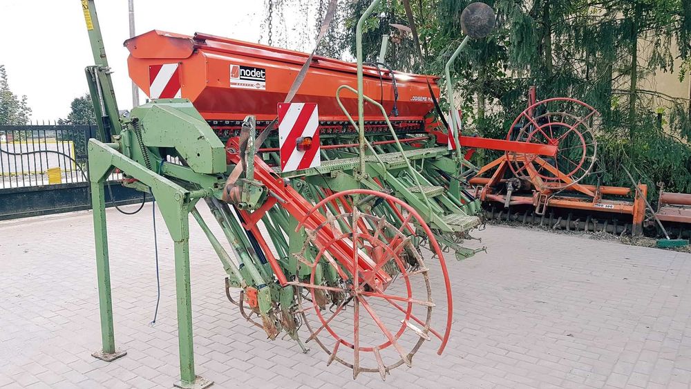 Siewnik nabudowany KUHN LOGISEME M4000, OKAZJA!!!
