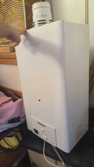 Esquentador VAILLANT TURBO MAG PRO 12L (Gás Natural)