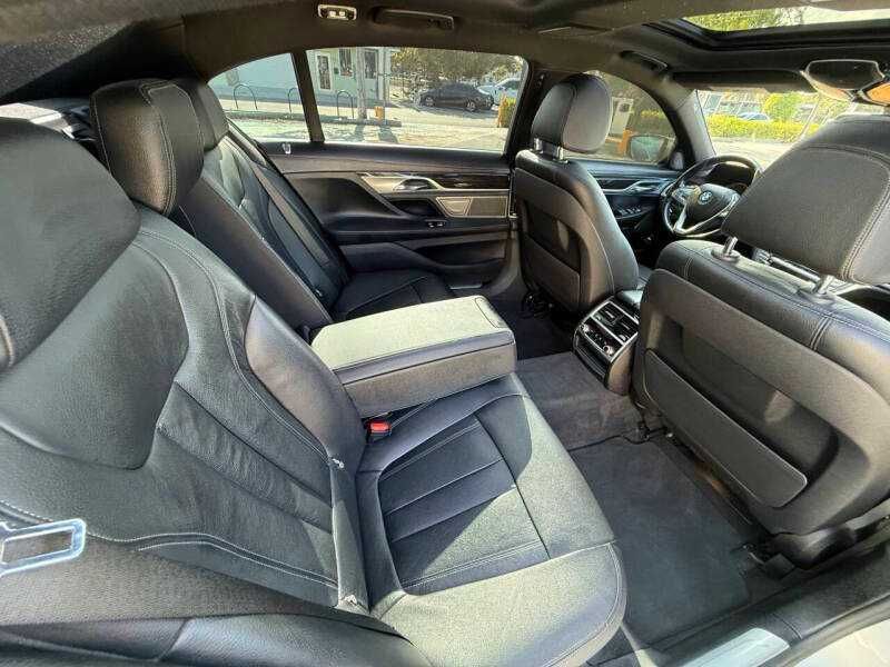 2017 BMW 7 Series 740i xDrive