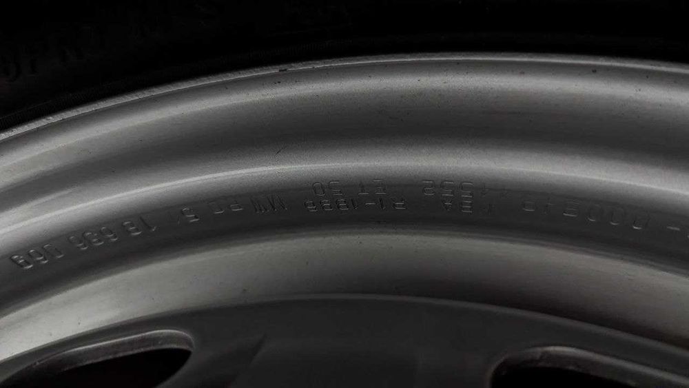 Диски в зборі з шинами Renault Trafik 5/114.3 R16 6J ET50 dia66.1mm