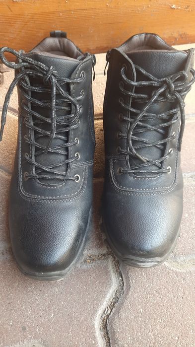 Buty  -  trapery