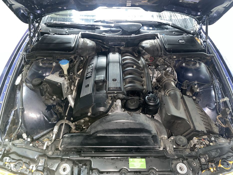 BMW 5 series E39