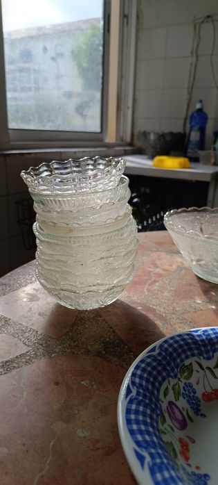 Vendo Tigelas de vidro