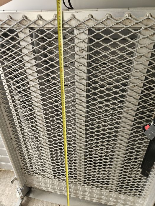 Пандус, трап або платформа для завантаження інвалідних візків