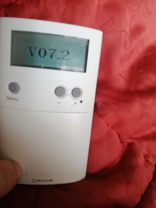 Salus v07.2 Cyfrowy Regulator Temperatury