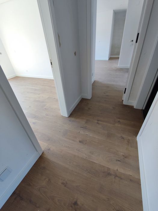 Aplicação flutuante, vinílico, ext, aplicação feita por profissionais!