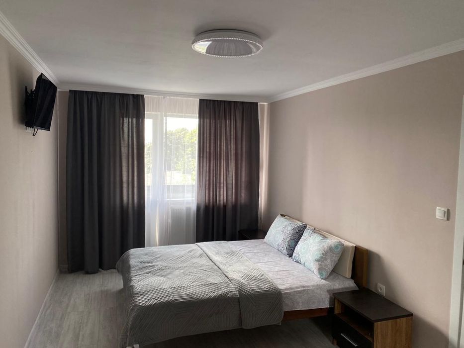 Сучасна квартира біля ЗД Вокзалу