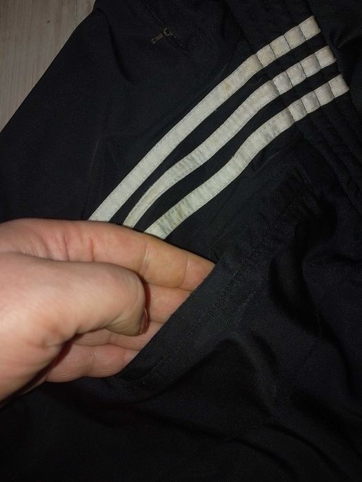 Spodnie Adidas szerokie