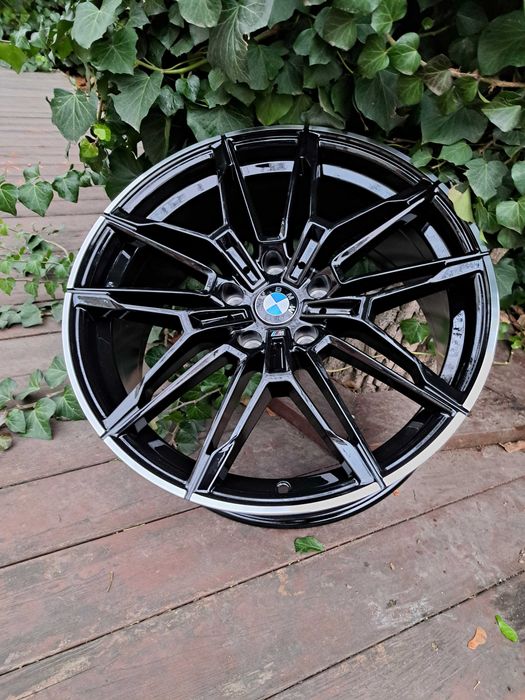 Диски новые BMW R19 5x120 Разноширокие F30 F10 F01. Стиль 825M