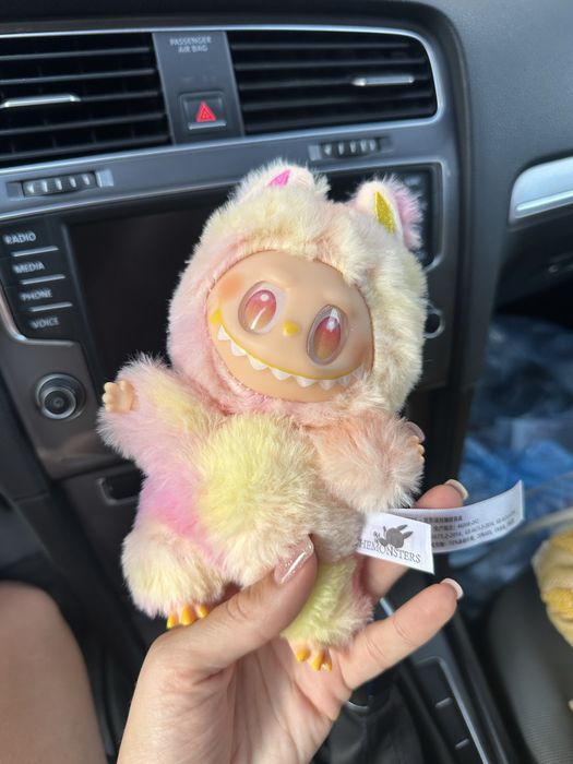 ТРЕНД!! Лабубу Мяка іграшка брелок Labubu V3 BIG into enerdgy