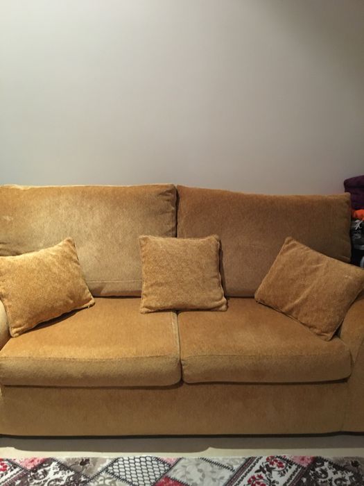 Conjunto de 2 Sofás com tres lugares