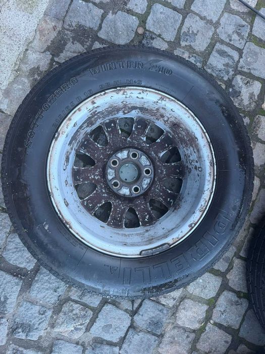4 Jantes com Pneus 215/65/R16 Chrysler