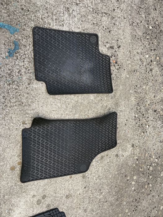 Tapetes frontais originais VW polo g40
