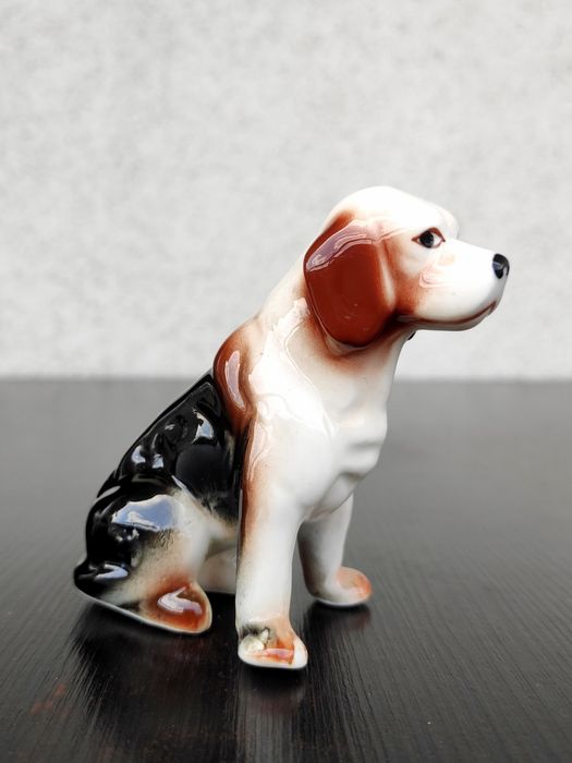 Vintage! Porcelanowa statuetka psa.