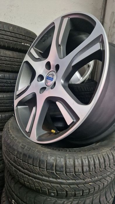 JANTES 18" ORIGINAIS VOLVO XC60 COM PNEUS USADOS