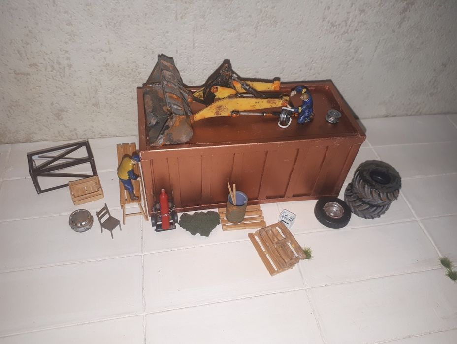 Диорама подставка масштабная модель 1.43