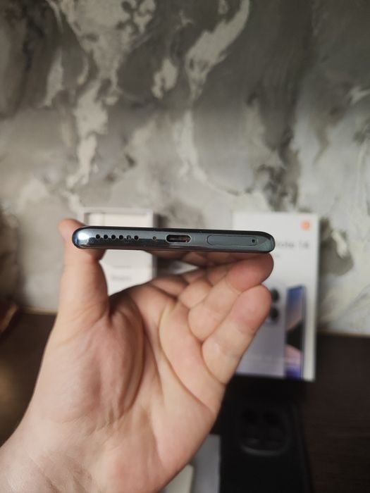 ИГРОВОЙ Xiaomi redmi note 14Pro, память 8+8-256гиг, идеал.