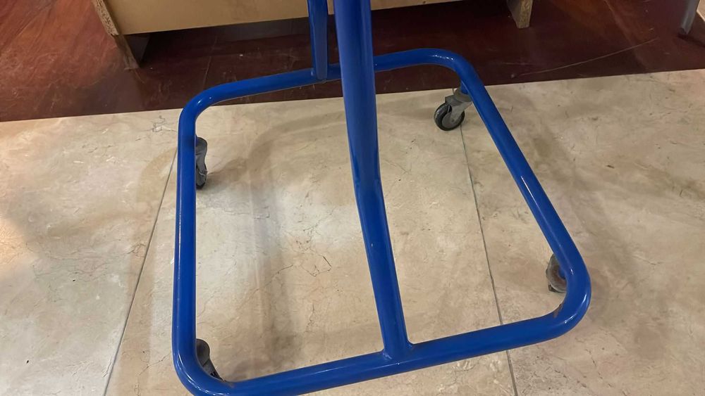 Expositor para varios adereços