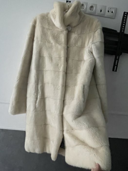 Продам шубу норковая самый дорогой Saga Mink