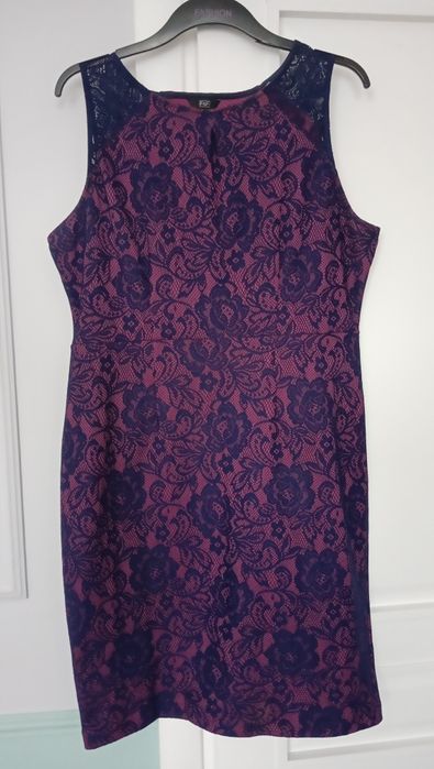Elegancka sukienka róż z granatem 44-48