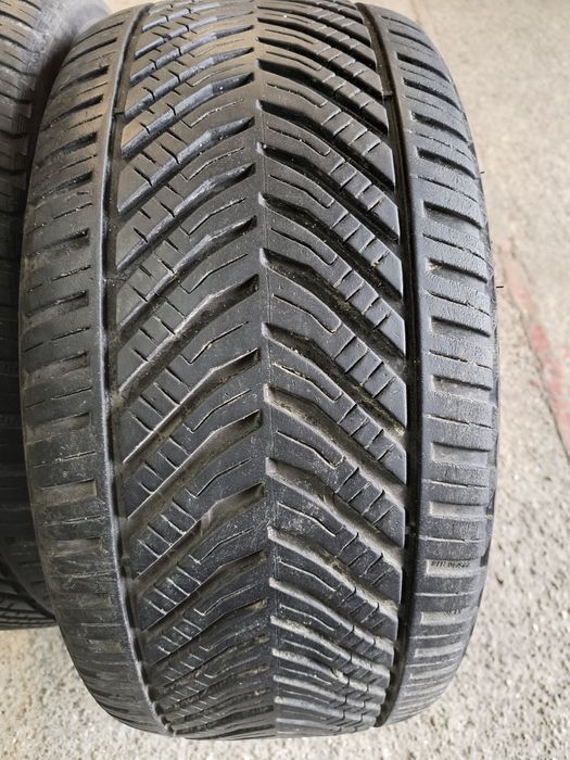 Opony wielosezonowe 225/40r18 2szt
