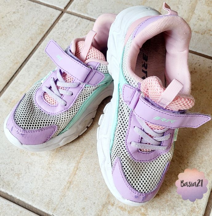 Buty sportowe dziecięce. - Bartek.
