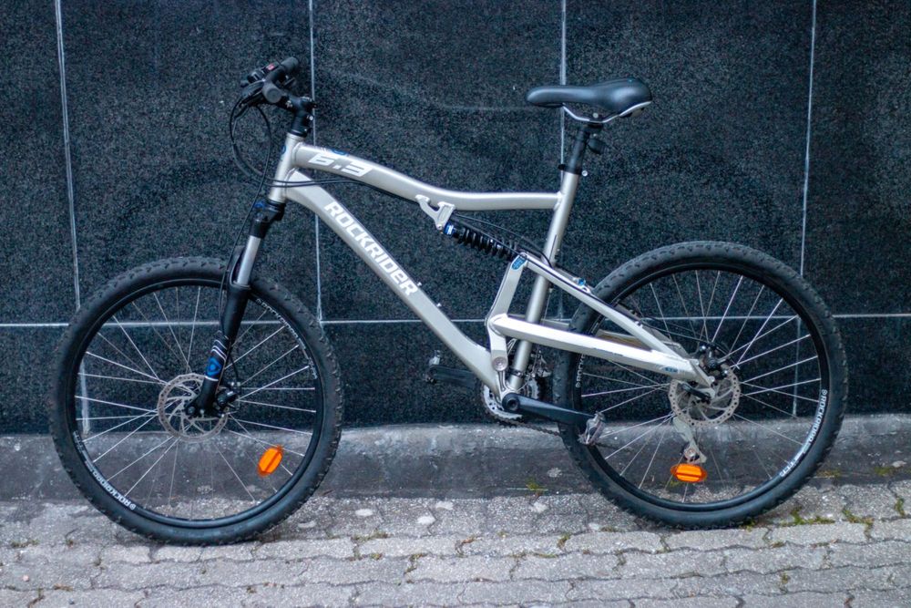 Bicicleta Rockrider 6.3 + luzes e campainha