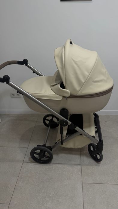 Продам коляску Anex eli