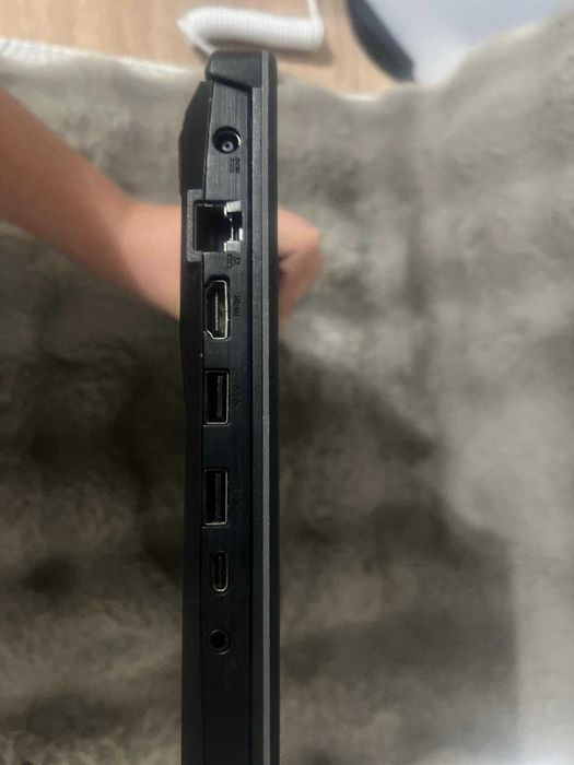 ASUS TUF Gaming F15 – mocny laptop do gier i pracy | Stan idealny