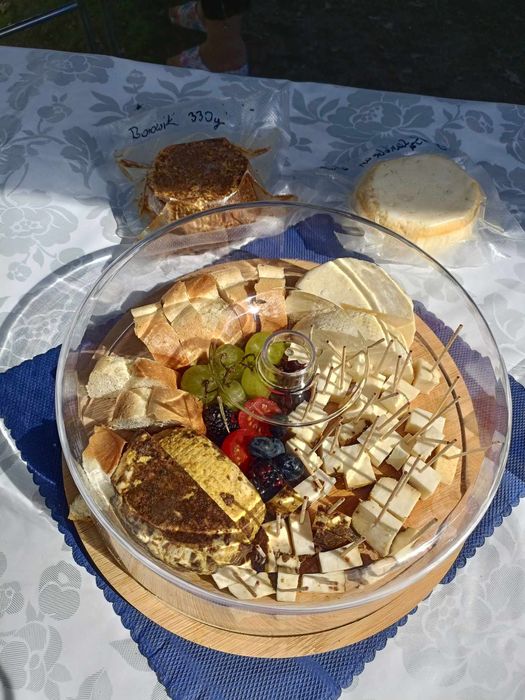 Mleko krowie ok 4.8% tłuszczu niepasteryzowane