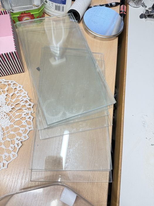 Witryna wiszaca 2 szt szkoane polki