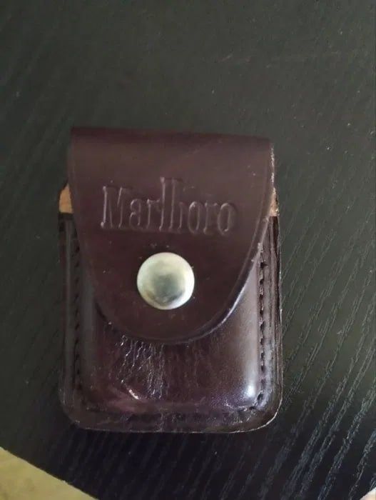 Фирменный кожаный чехол для зажигалок