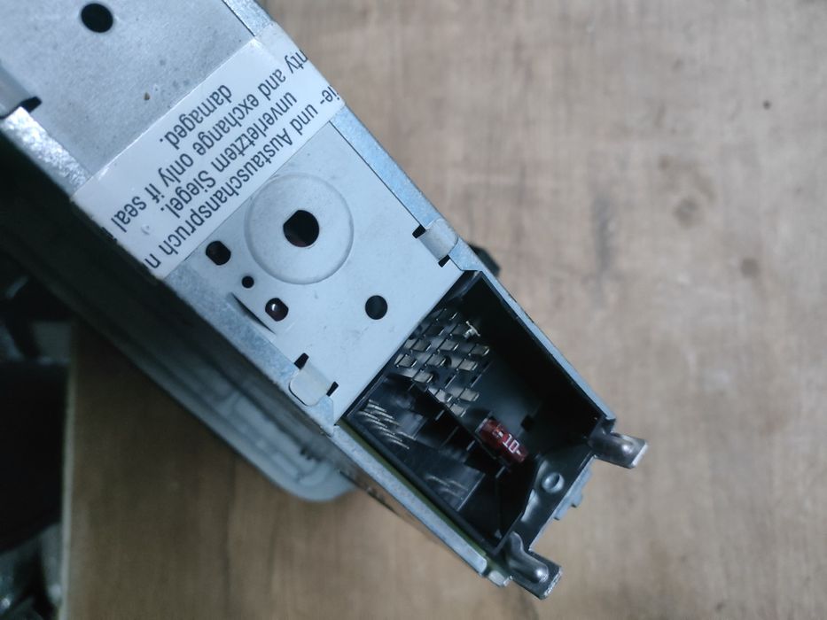 Volkswagen up radio