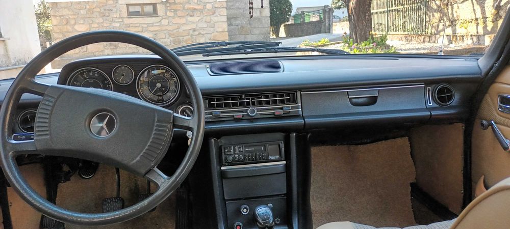 Mercedes 240D 3.0 Ano 1975