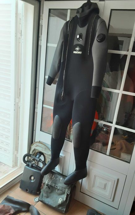 Garrafas Mergulho Antigas + Fatos Mergulho Antigos - Tudo 1500€