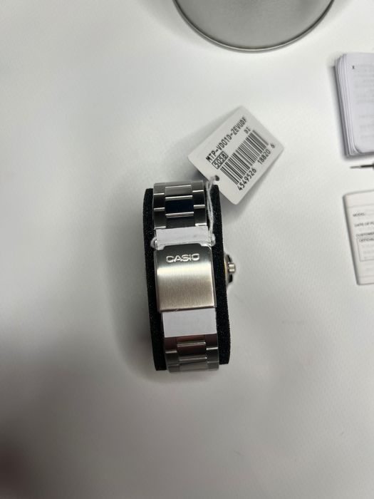 Оригінальний чоловічий годинник Casio MTP-VD01D-2E часы касио оригинал