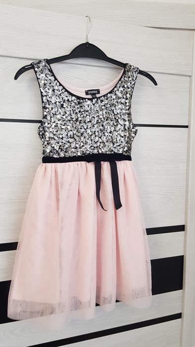 Стильное красивое нарядное платье платьице плаття модна сукня святкова