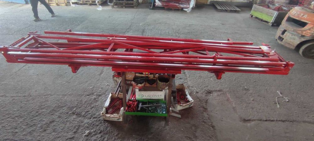 Крило штанга крила оприскувача кропілки Польща