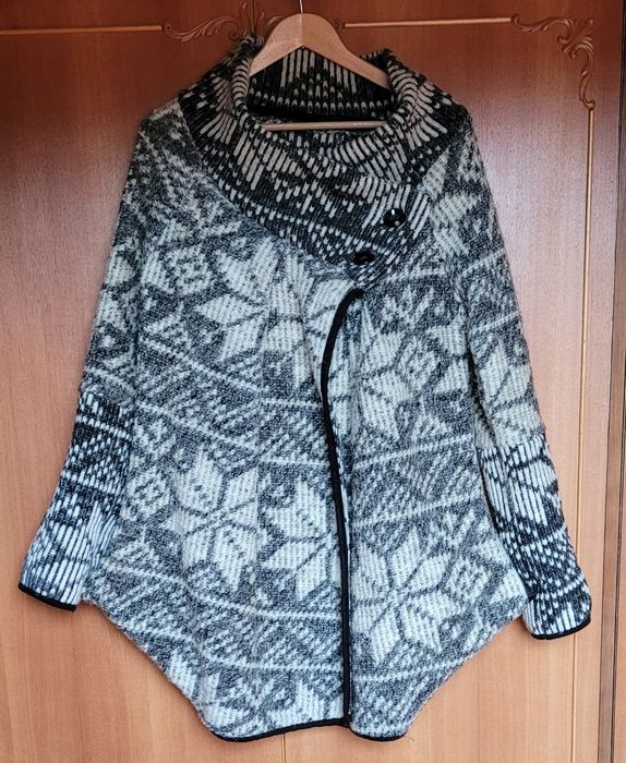 Kurtka płaszcz włoski ciepły kardigan sweter M