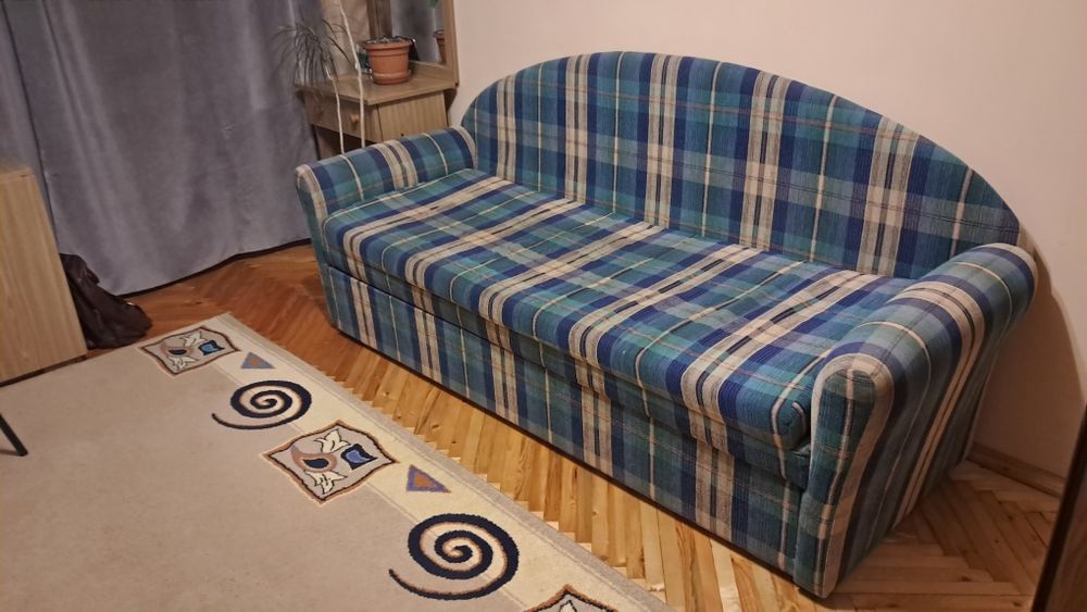 Віддам розкладний диван