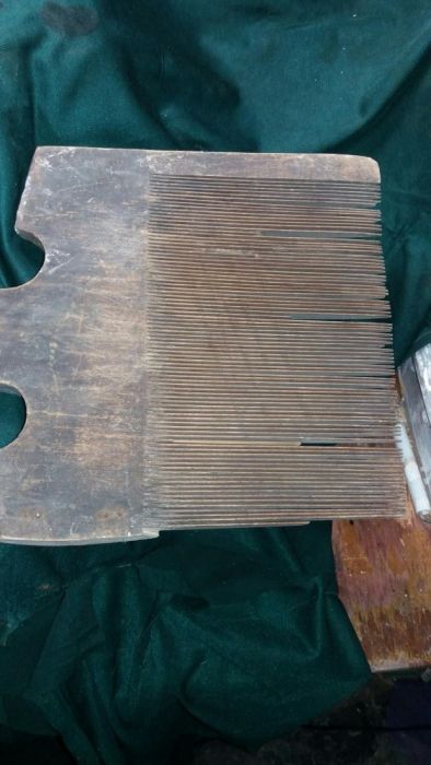 Чесалка для пряжи старинная