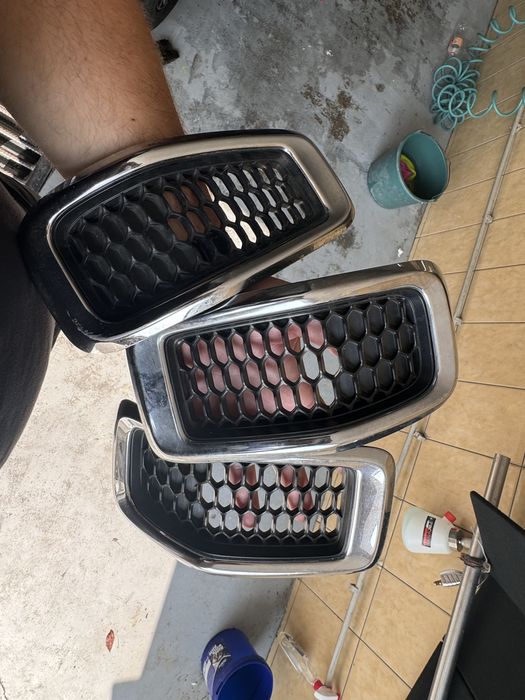 Решітки на капот Jeep Cherokee KL номер 4