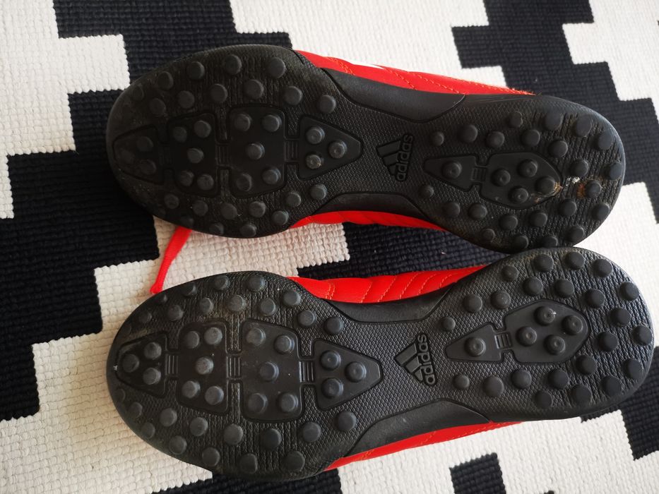 Chuteiras de relvado artificial turf Adidas