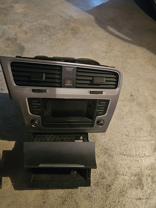 Consola Rádio Multimédia Golf 7
