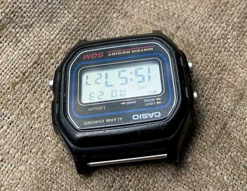 Часы Casio W-59.