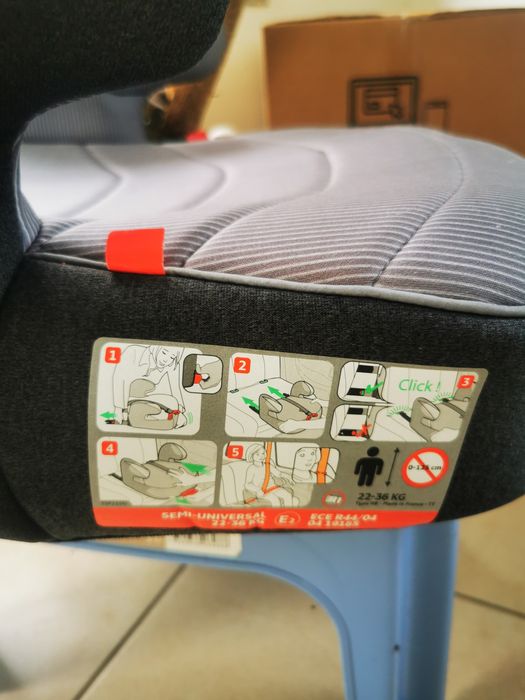 Assento elevatório para criança