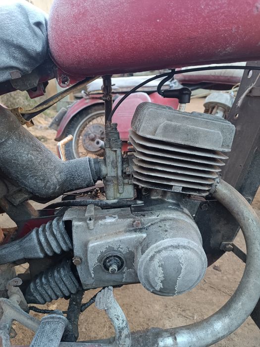 Мотор на мотоцикл минск 125 12 вольт.