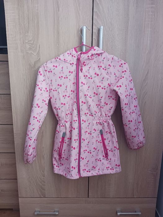 Sprzedam kurtkę dla dziewczynki