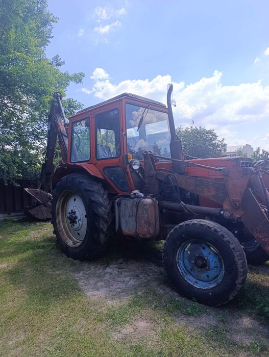 Продам екскаватор МТЗ 82